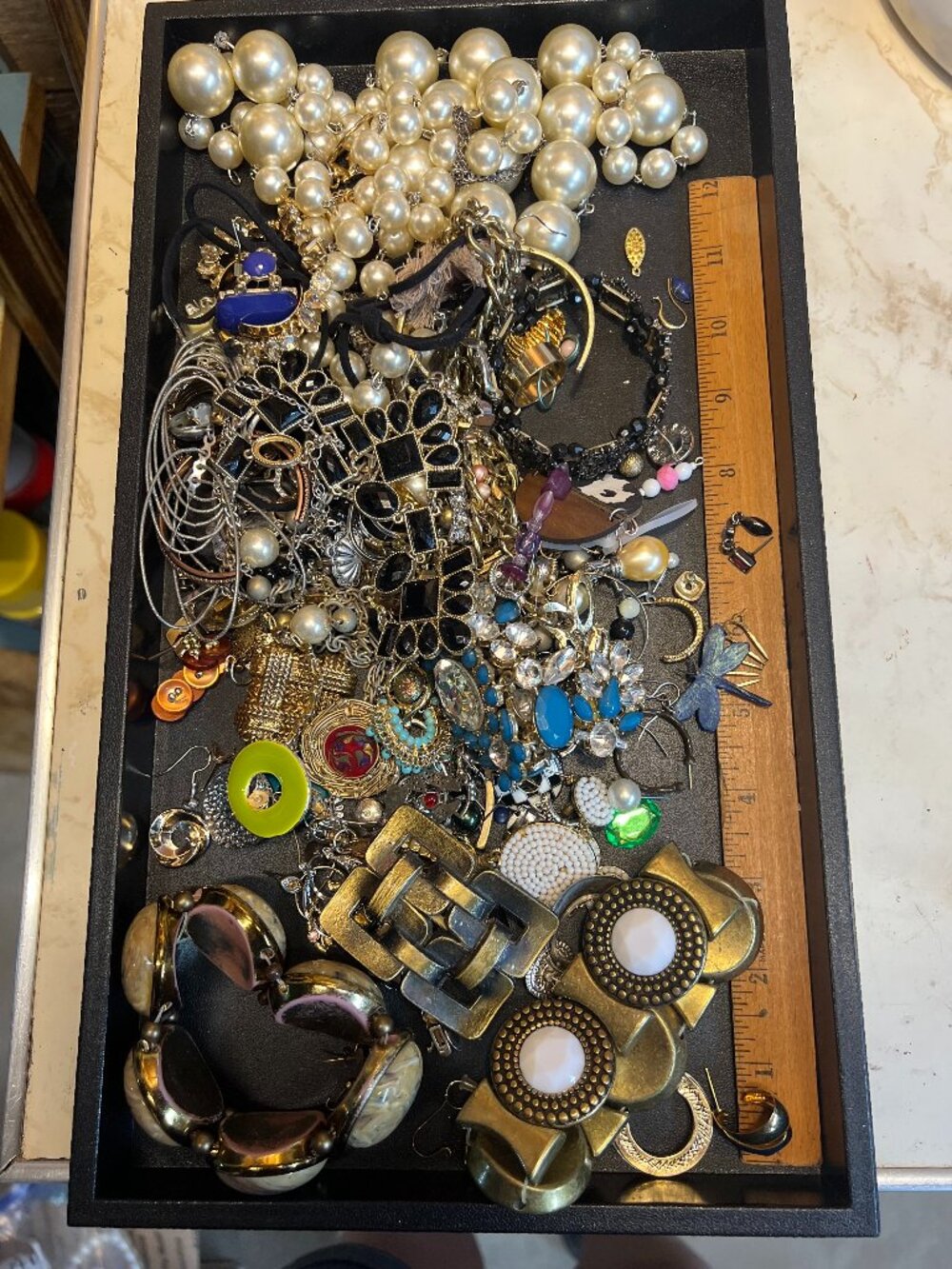 Craft jewelry lot RR, 2+ pounds